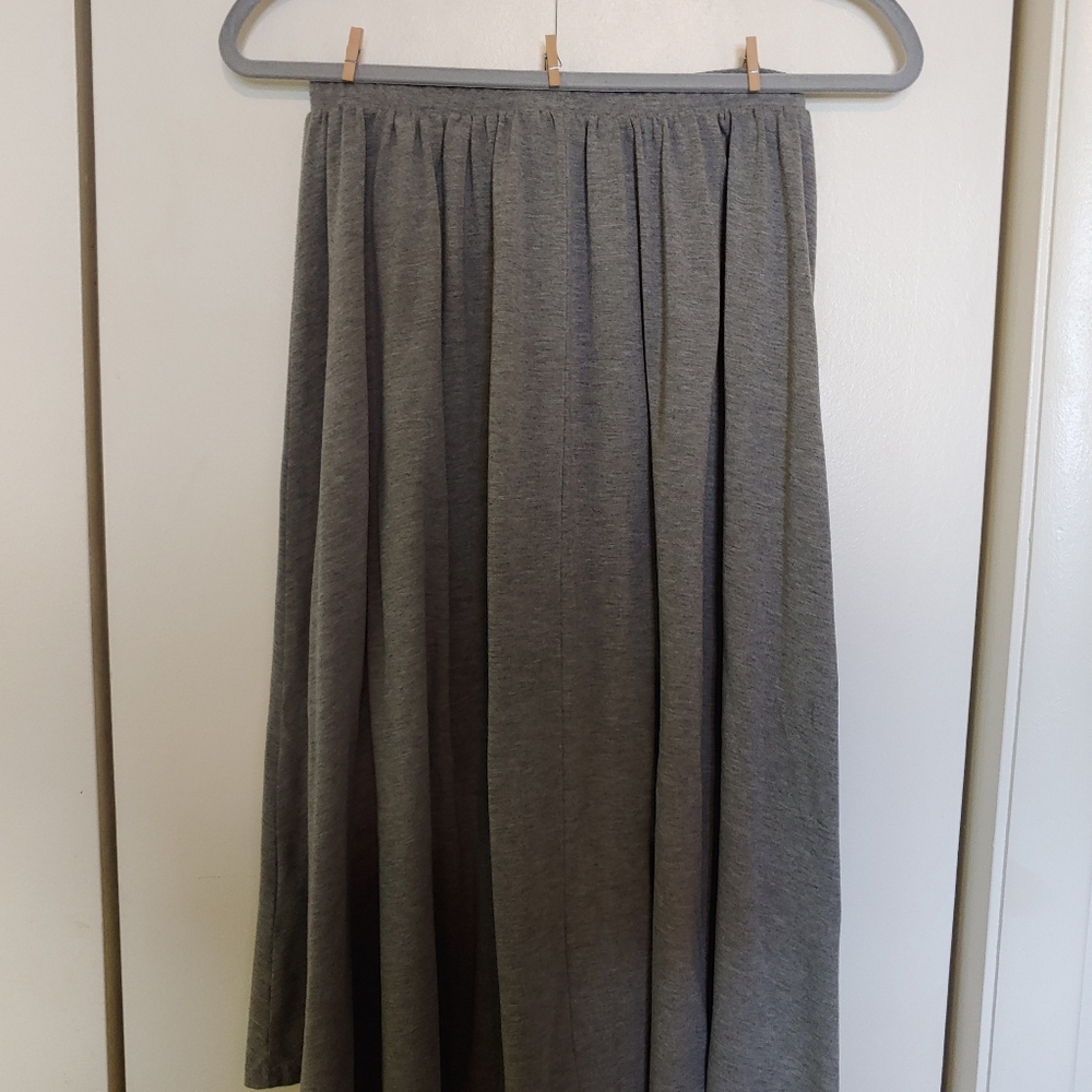 gray midi skirt